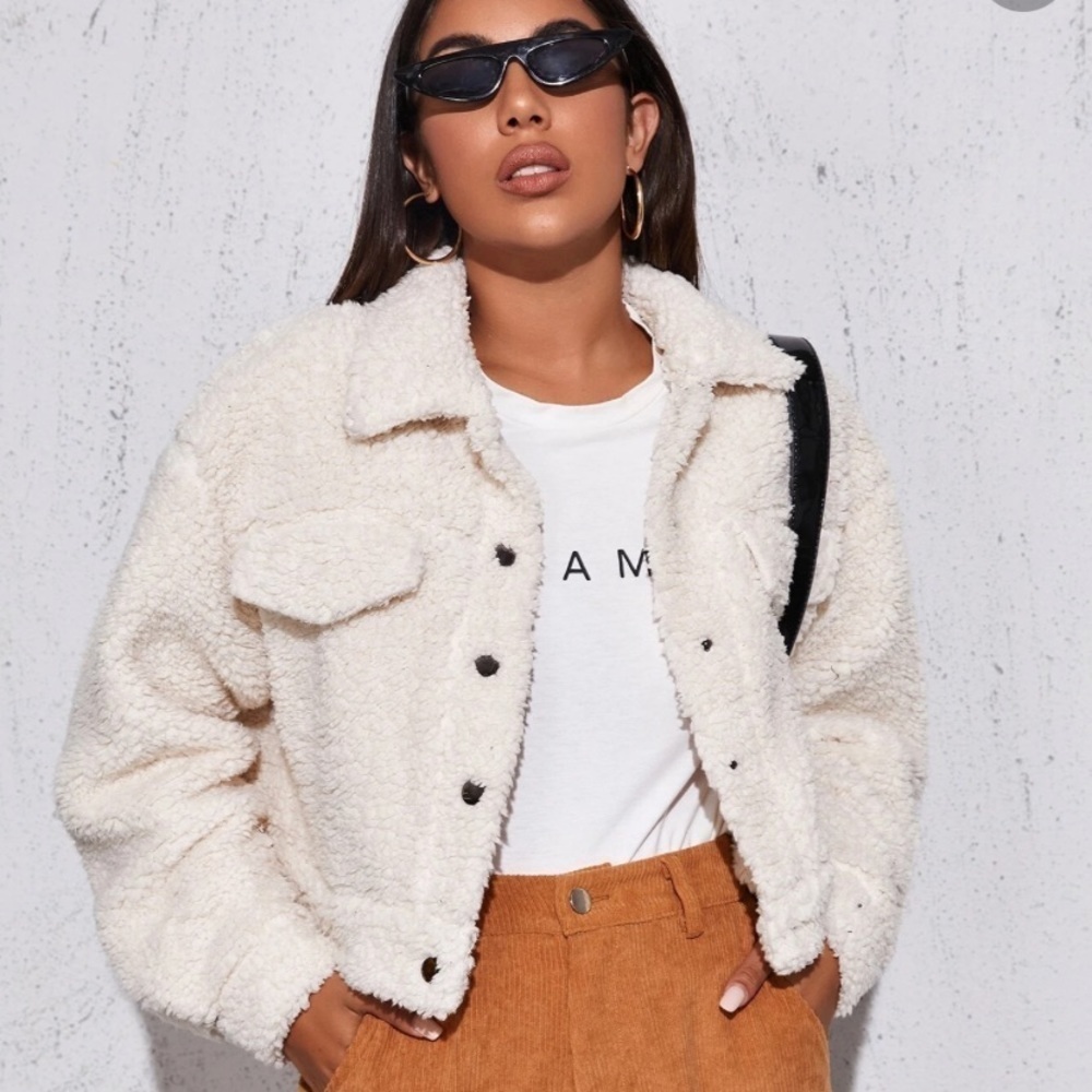 Shein Cream Double Flap Drop Shoulder Cropped Button Up Teddy Jacket XS - Picture 1 of 9